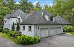 3 Oak Lane, Stratham, NH 03885