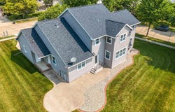 321 E APPLE CREEK Road, APPLETON, WI 54913