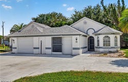 928 / 930 SE 14th Street, Cape Coral, FL 33990