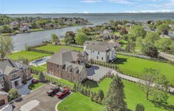 185 Willetts Lane, West Islip, NY 11795