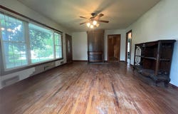 11136 Castleberry Street, Brownsboro, TX 75756