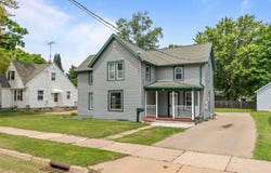 102 10TH Street, CLINTONVILLE, WI 54929-1453