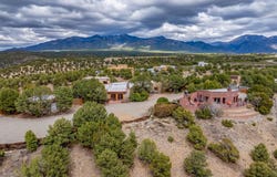 174 Hondo Seco Road, Arroyo Hondo, NM 87513