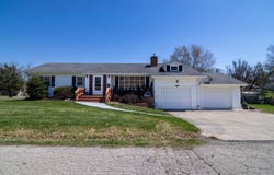 710 N Lathrop St, Cameron, MO 64429