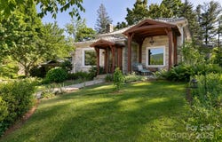 125 Church Street, Black Mountain, NC 28711