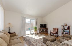 1011 Williamsburg Circle, Warwick, RI 02886