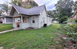 1413 McVey, Chillicothe, MO 64601