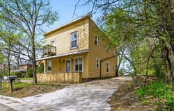 1570 E Madison Street, Eau Claire, WI 54703