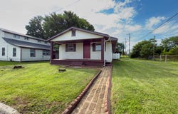 104 Church St, Loudon, TN 37774