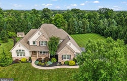 49 WHEATLAND CIRCLE, LEBANON, PA 17042