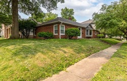 612 Cass Avenue, Edwardsville, IL 62025