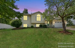 322 Riverwood Drive, Middleville, MI 49333