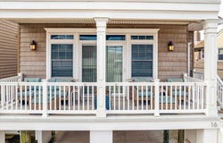 16 S Decatur Ave, Margate, NJ 08402
