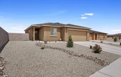 2404 CALLE DEL LOS CLAVELES, Belen, NM 87002