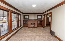 985 Bloomfield Avenue, Akron, OH 44302