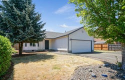 1033 E ST, Independence, OR 97351