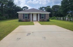 2477 Andora Street, Navarre, FL 32566