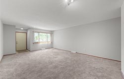 11424 Harbour Light Drive, North Royalton, OH 44133