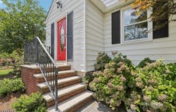 80 Mccosh Rd, Clifton City, NJ 07043