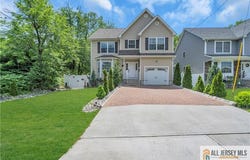 161 Metuchen Avenue, Woodbridge Proper, NJ 07095