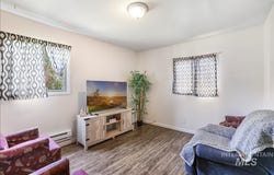 121 7th Ave S, Buhl, ID 83316