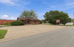 207 W Winona Avenue, Warsaw, IN 46580-4355