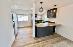 806 N Harrison Street, Syracuse, IN 46567-1102