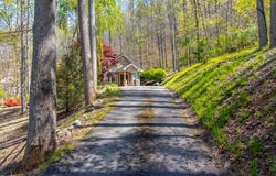 605 Toy Cove Rd, Sylva, NC 28779