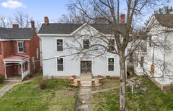 411 High Street, Paris, KY 40361