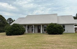 4987 Hempstead 3, Hope, AR 71801