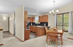 6673 Bella Vista Drive NE, Rockford, MI 49341