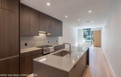 165 N GLENWOOD Street, Jackson, WY 83001