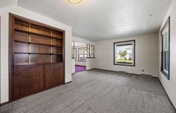 116 E 7th St, Tipton, IA 52772