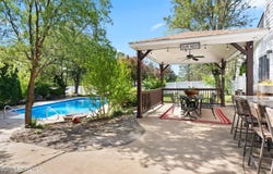 22 Cloverleaf Drive, Marlboro, NJ 07746