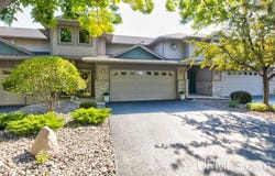 2186 10th Street, Menominee, MI 49858