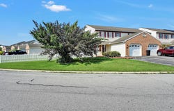 300 CINDY DRIVE, JONESTOWN, PA 17038