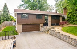 3633 Ashland Dr, Bethel Park, PA 15102