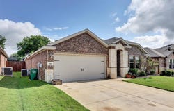 945 Juno Lane, Denton, TX 76209
