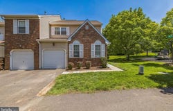22 PIONEER COURT, EWING, NJ 08628