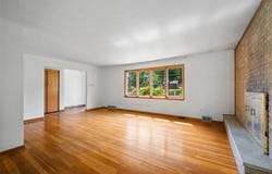 113 Claridge Dr, Moon/Crescent Twp, PA 15108