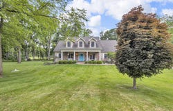 4864 Indian Creek Drive, Jackson, MI 49201