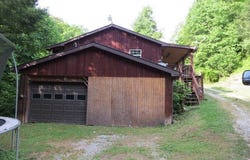 824 Straight Fork Rd, Cornettsville, KY 41731