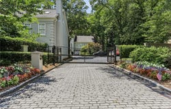 2466 Brookhaven Place NE, Brookhaven, GA 30319