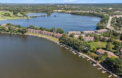 1740 Cliffs Landing, Ypsilanti, MI 48198