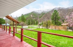 15 Sellman Dr, Lowman, ID 83637