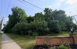 Winding Way, Brecksville, OH 44141