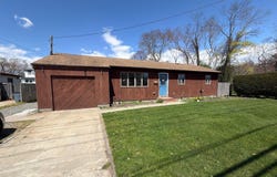 209 Moffitt Boulevard, Islip, NY 11751