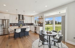 122 S 91st Street, West Des Moines, IA 50266
