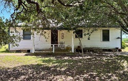 7902 Sandy Hill Road, Brenham, TX 77833