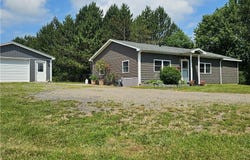 10248 Clarksburg Road, Eden, NY 14057